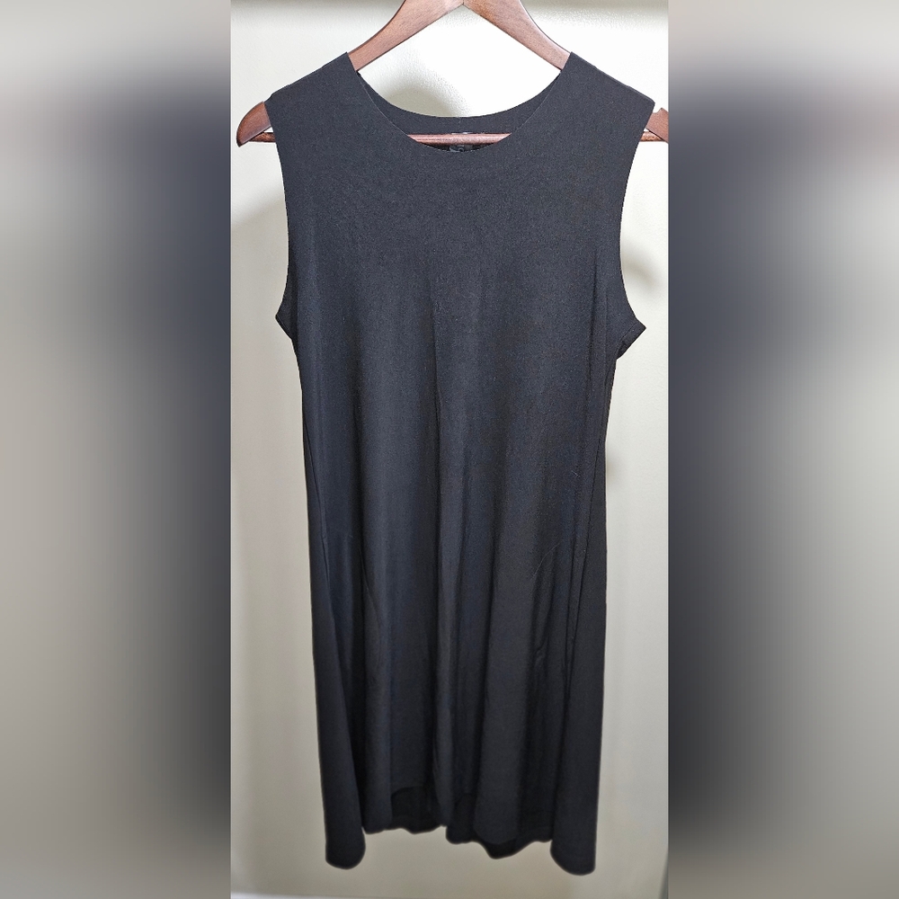 Norma Kamali Black Sleeveless Swing Dress  Size Mediun/38